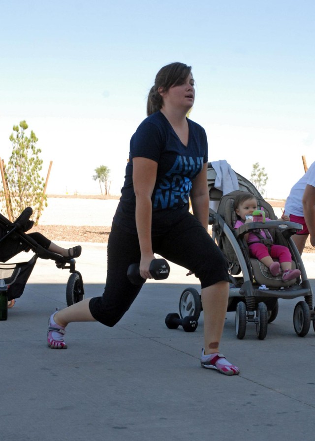 Fort Bliss spouses focus on fitness