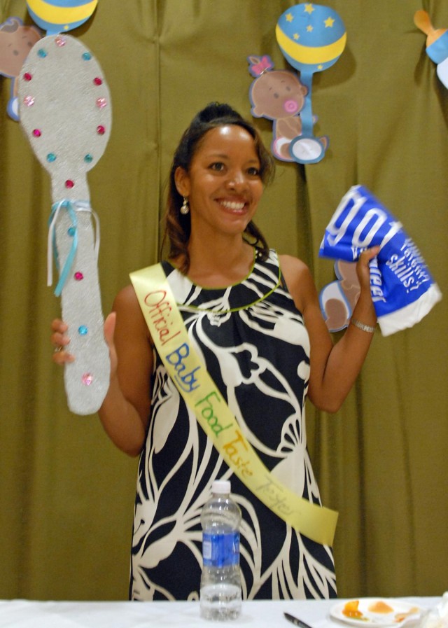 Army Volunteer Corps hosts first-ever community baby shower at Fort