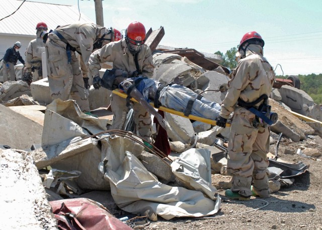Alabama National Guardsmen execute technical rescue skills during homeland disaster training