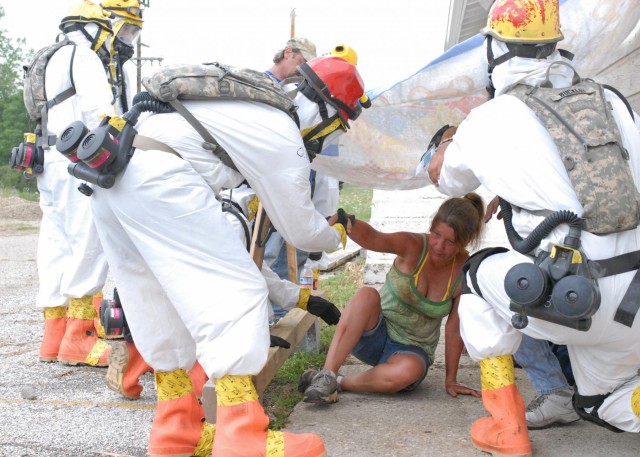 Ohio airman excels during search and rescue mission at Vibrant Response 13