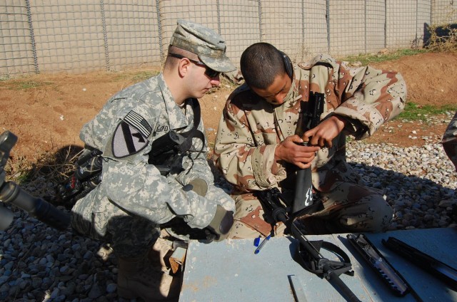 4th AAB infantrymen enhance IA skills, train on M16 rifles