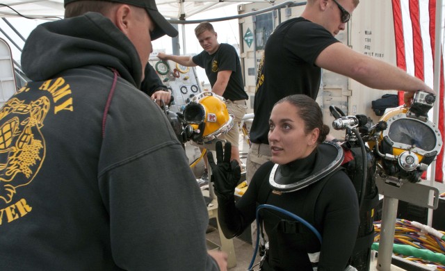 Female diver leaves her mark in history