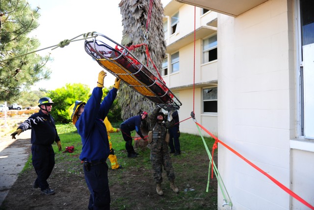 Marines practice search, rescue ops