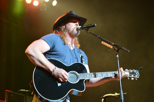 American Freedom Festival hosts Trace Adkins in Huntsville