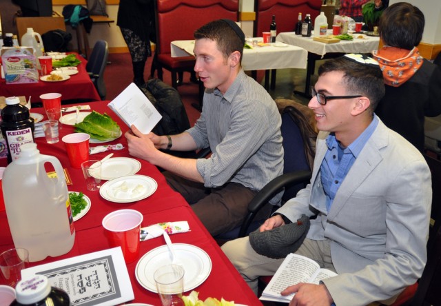 Yongsan hosts Passover, honors Jewish traditions