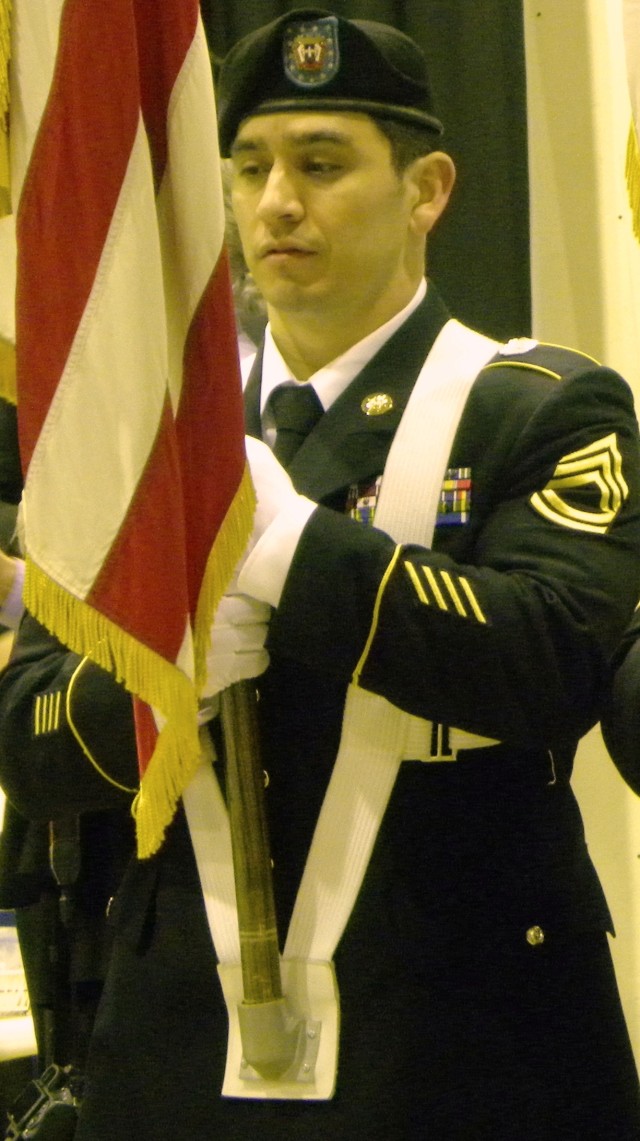 412th Theater Engineer Command soldiers support AmeriCorps event