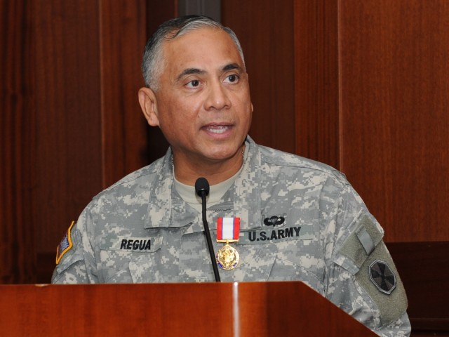 Eighth Army deputy commander retires from Army