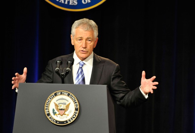 Hagel announces fewer furlough days for civilians