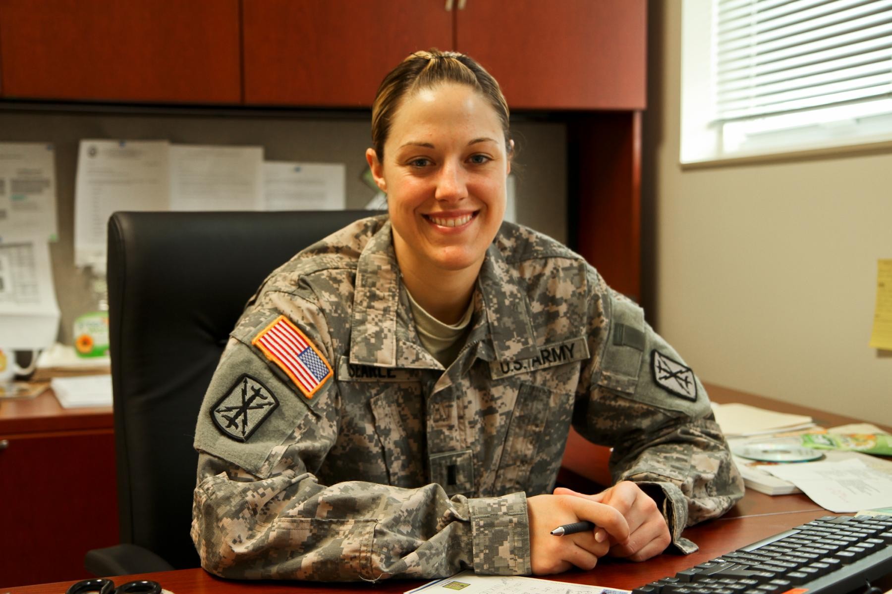 Female Soldiers Set Sights On Special Operations Article The United 