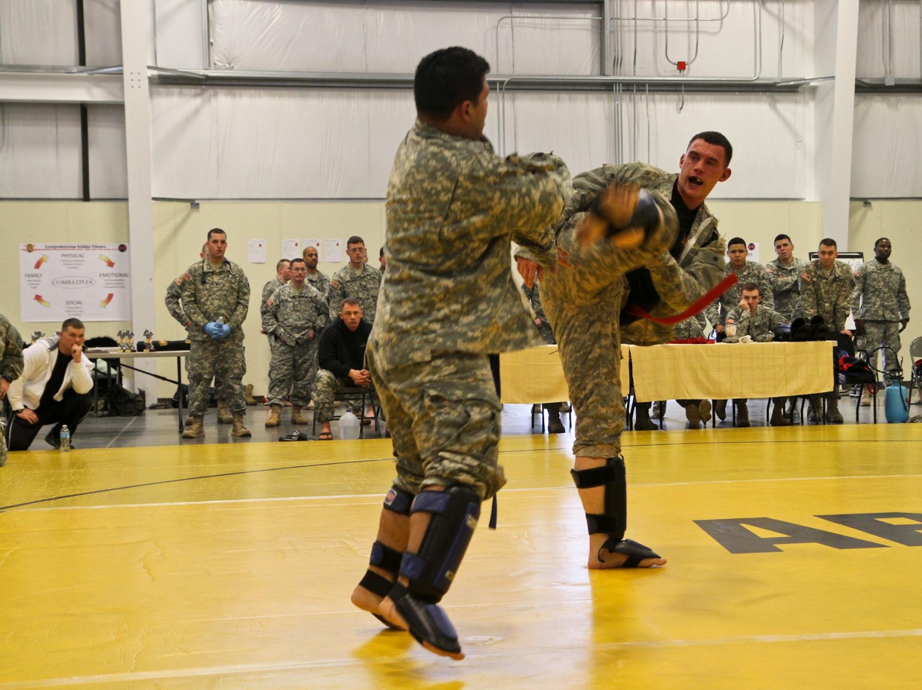 Thunderbolt soldiers battle on the mat | Article | The United States Army