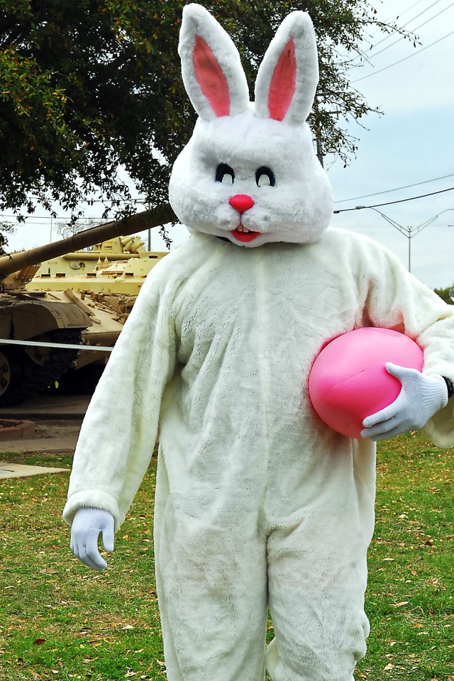 Mavericks Easter Eggstravaganza