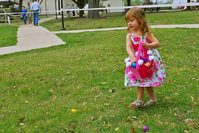 Mavericks Easter Eggstravaganza