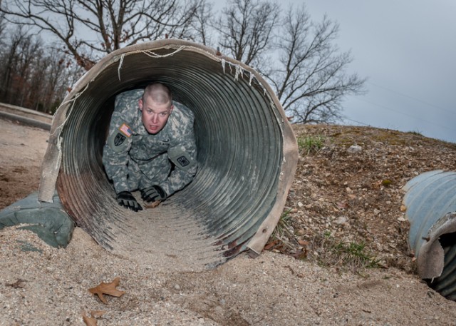 Fort Leonard Wood's best warriors move through day 2 of competition