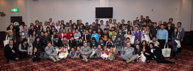 Garrison Japan children work with parents for the day