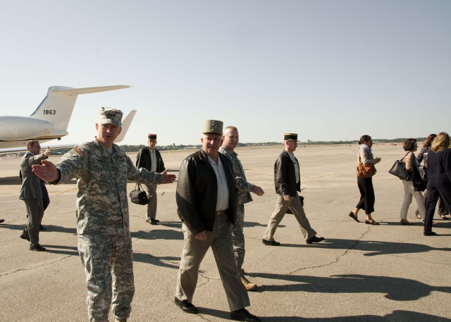 French Army Chief of Staff Visits U.S. Army Units at Fort Bragg