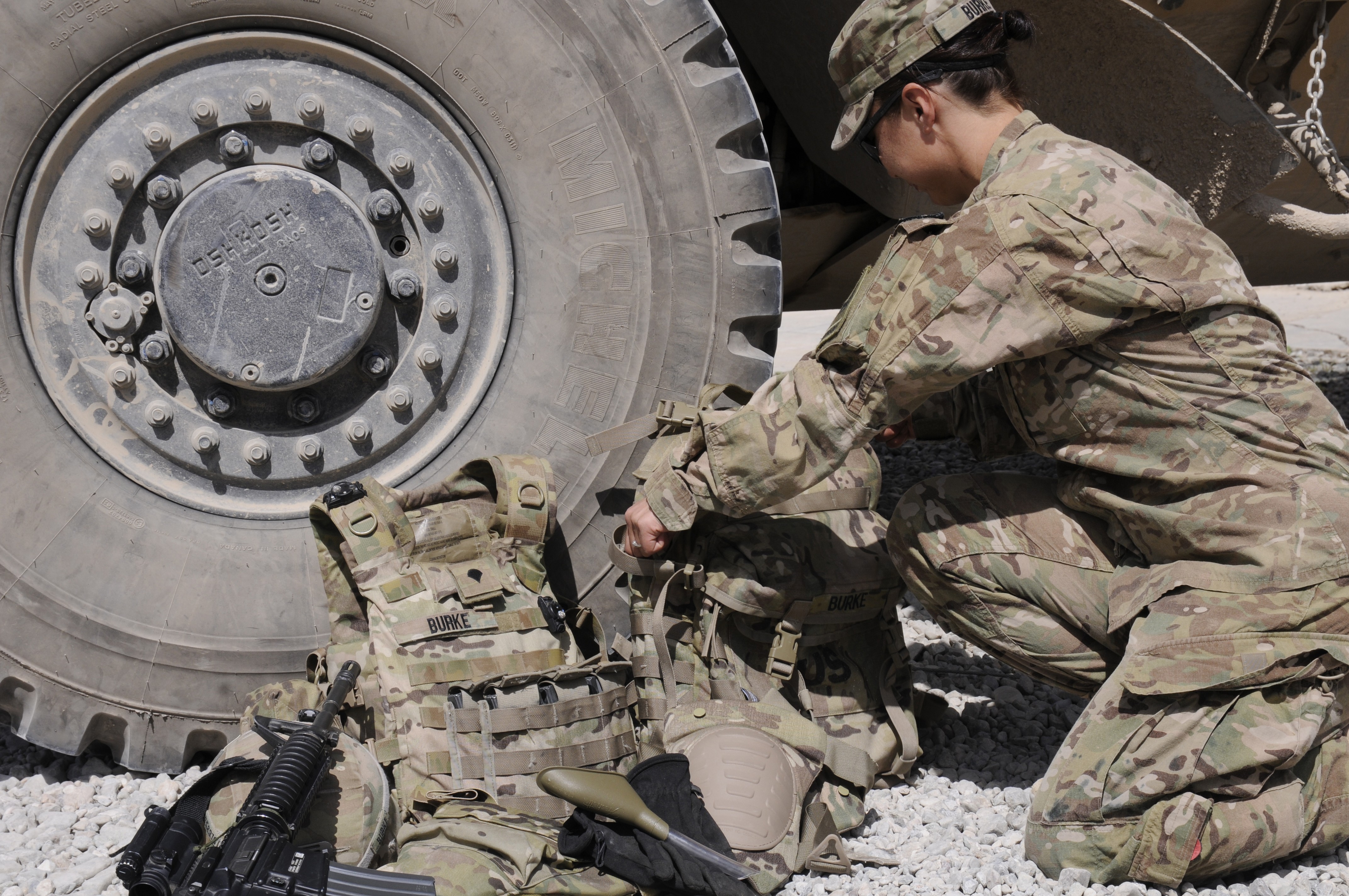Army Researches Small Device To Reduce Female Utis Article The