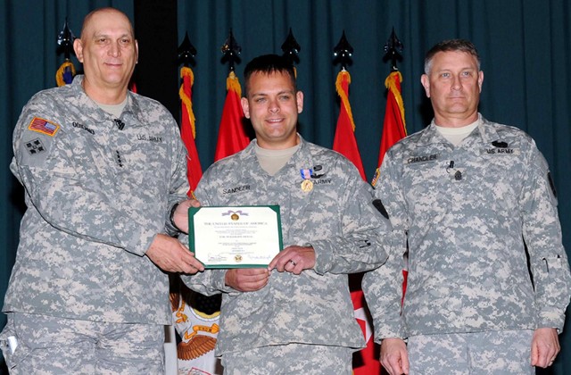 Army chief of staff presents Soldiers Medal to Fort Rucker CW3