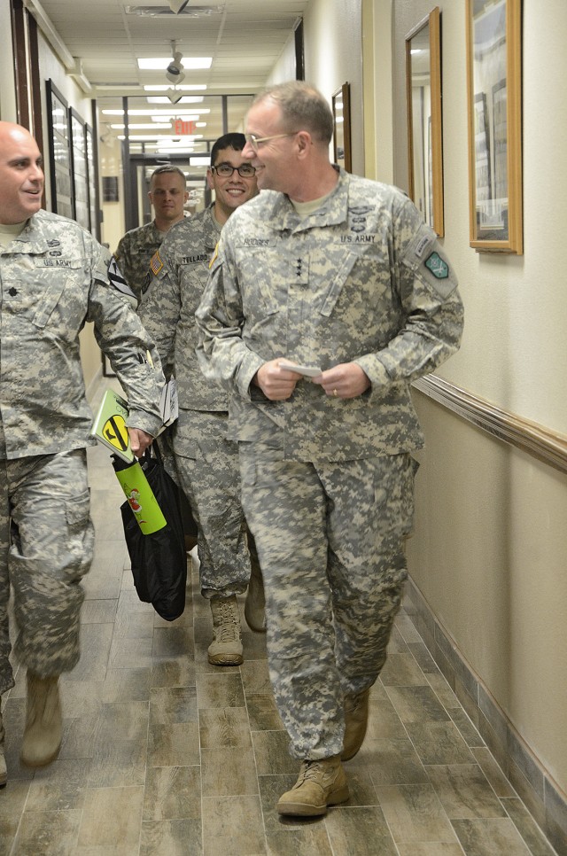 LANDCOM general visits 1st Cav | Article | The United States Army