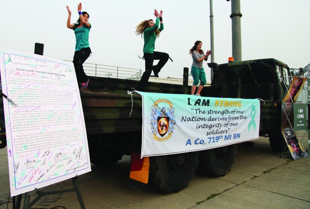 Soldier Field Zumba event highlights 'right moves'