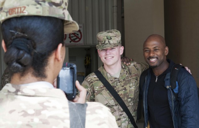 Hollywood celebrities meet service members