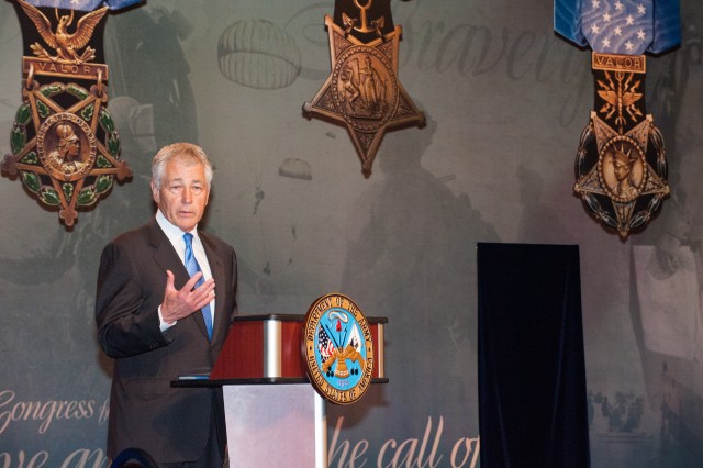 Medal of Honor Recepient Chaplain (CPT) Emil J. Kapaun Gets Inducted into the Hall of Heroes