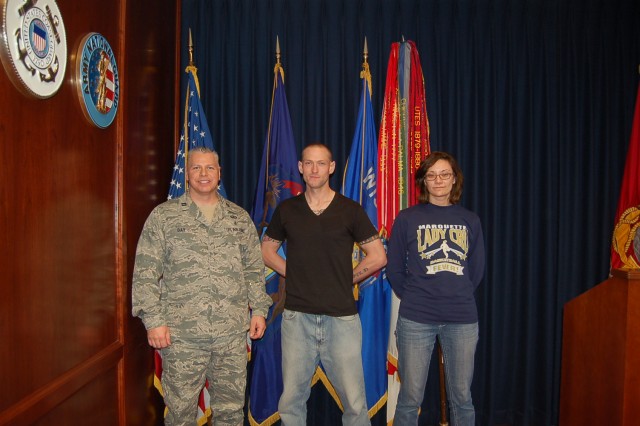 Couple says 'I do' to Army Reserve