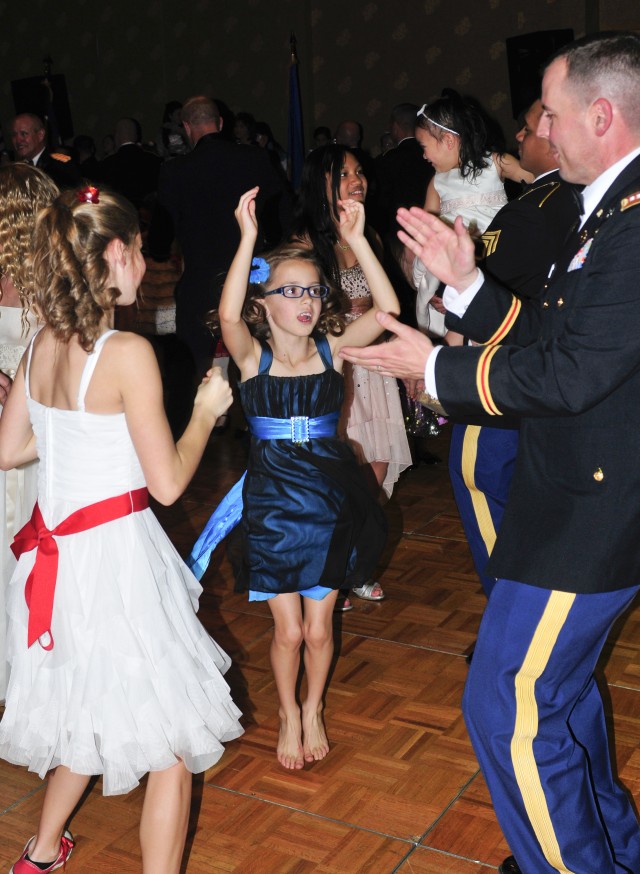 Father and daughters 2