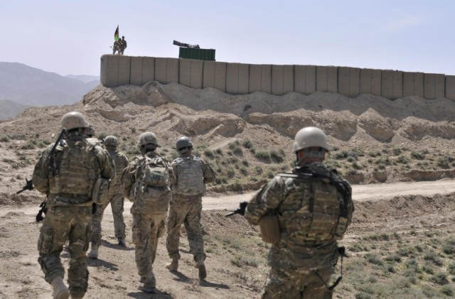 Coalition helps Afghan police secure high ground