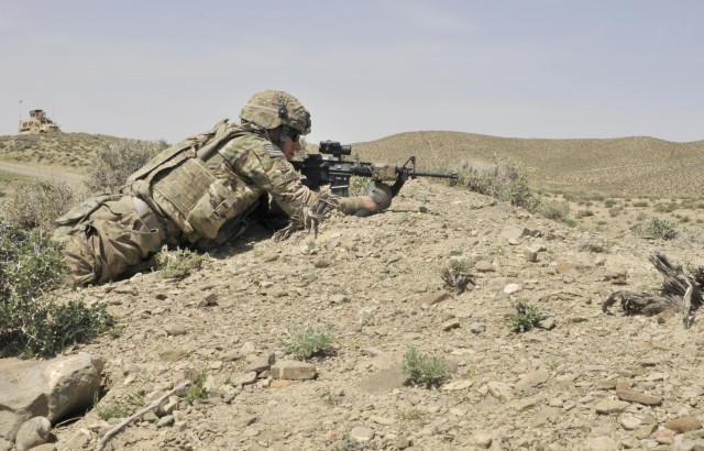 Coalition helps Afghan police secure high ground