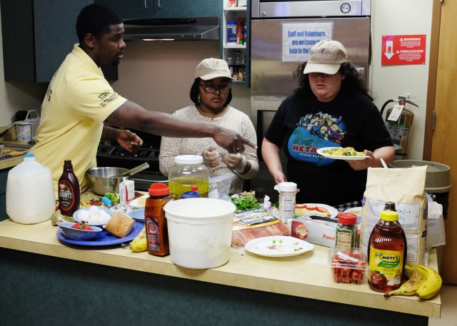 Fort Meade Teen Center Hosts Teen Cooking Competition