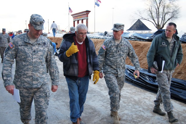 Missouri National Guard responds to Mississippi flooding in Clarksville