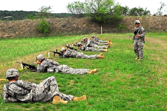 Ironhorse Soldiers compete in shooting challenge