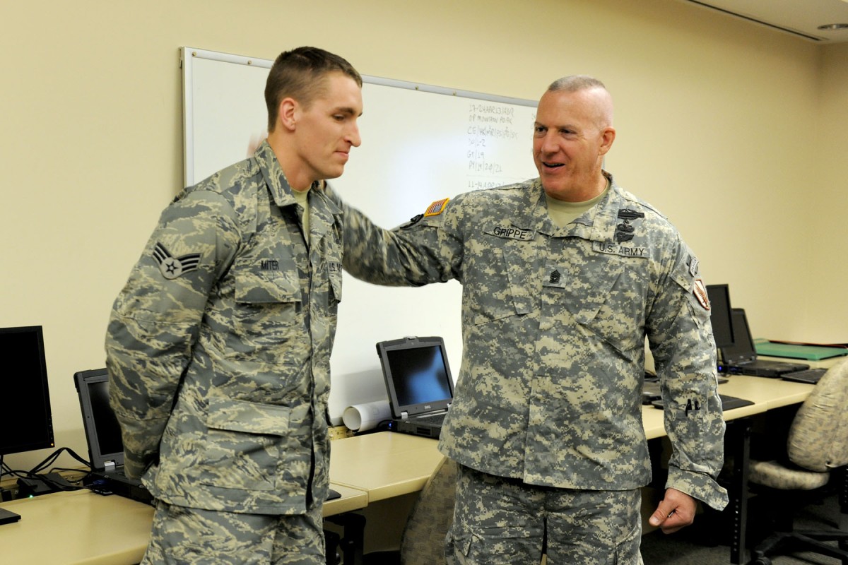 CENTCOM Command Sergeant Major Visits New York National Guard Troops ...