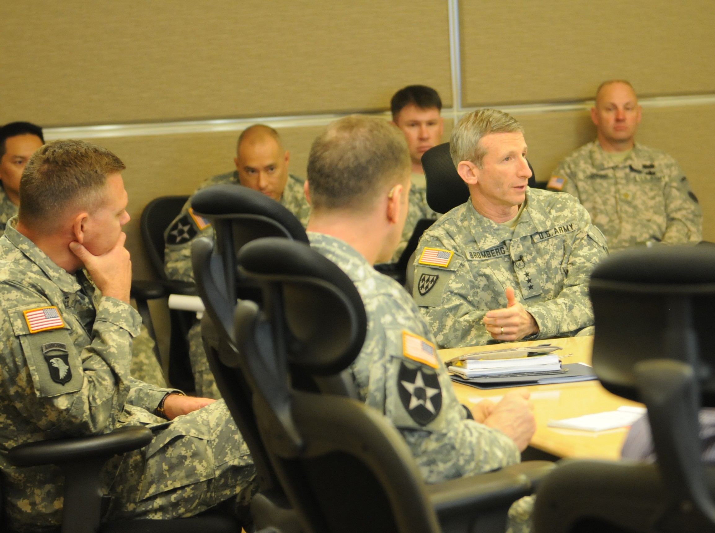 Human Resources Deputy Chief of Staff visits JBLM to address Army Ready