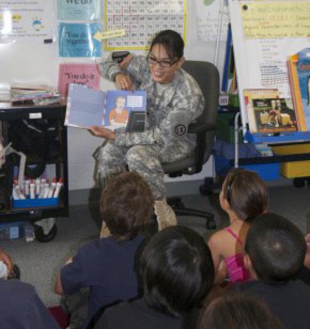 9th MSC recognizes military children through reading