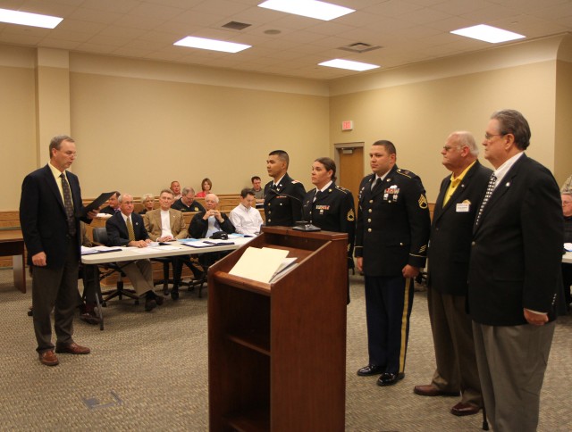 Tennessee officials commemorate 105th Army Reserve birthday