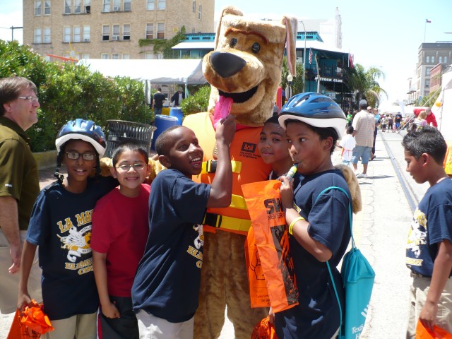 USACE Galveston District summer water safety campaign in full swing