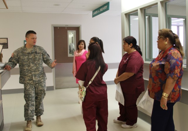Tripler gives Hawaii Job Corps students a taste of Army Medicine
