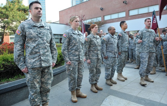 Eighth Army commander thanks emergency responders