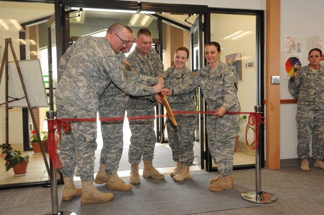 Fort Leonard Wood officials cut ribbon for new Warrior Transition Unit