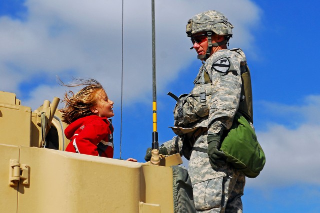 Lancer families visit Soldiers at training site