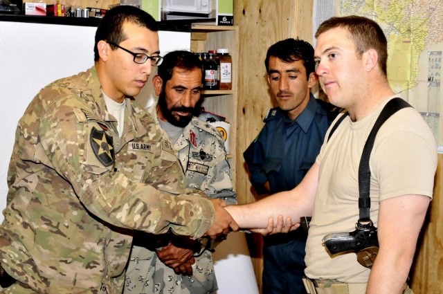 US medics teach Afghan police how to save lives