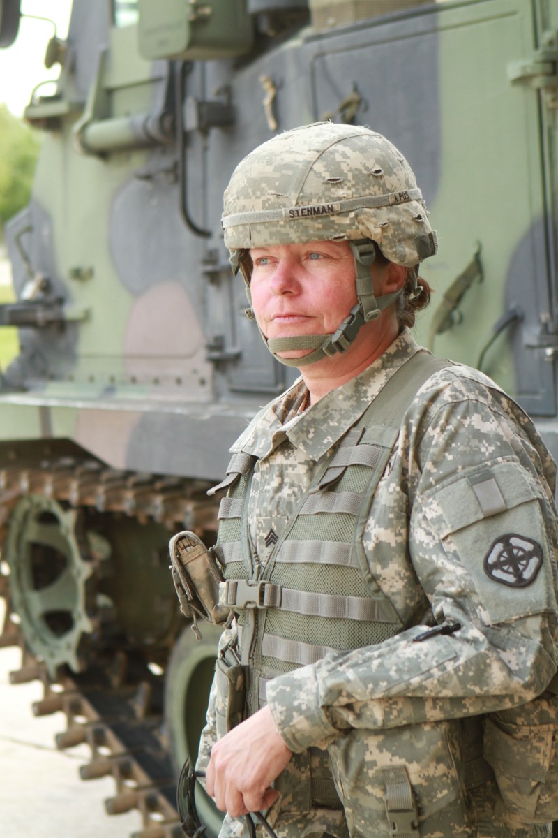 Female NCO makes history | Article | The United States Army