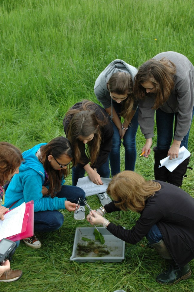 Italian, American teens visit Lago di Fimon