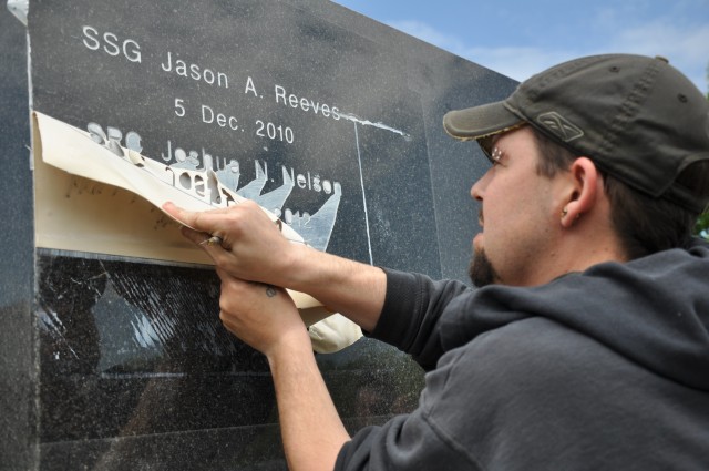 INSCOM Honors Fallen MI Hero with Memorial Engraving