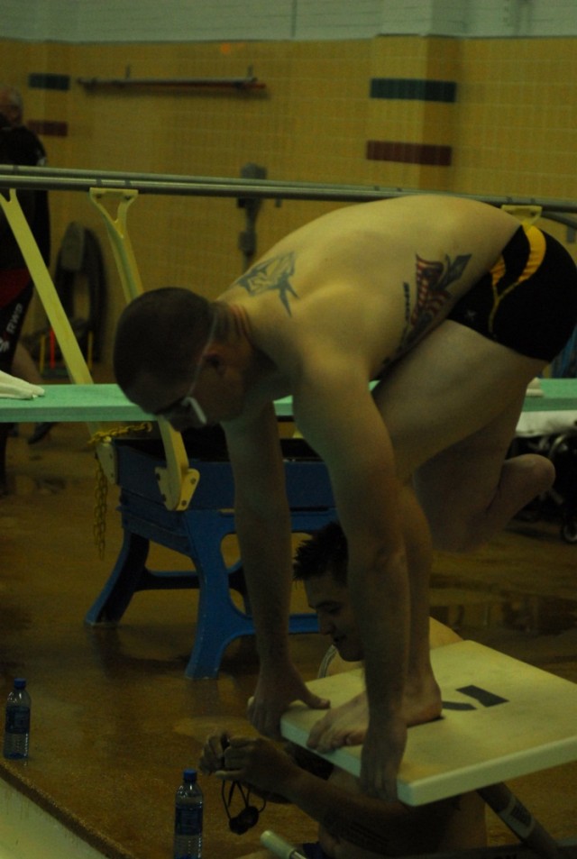 Sgt. Ryan McIntosh Prepares to Dive During Training