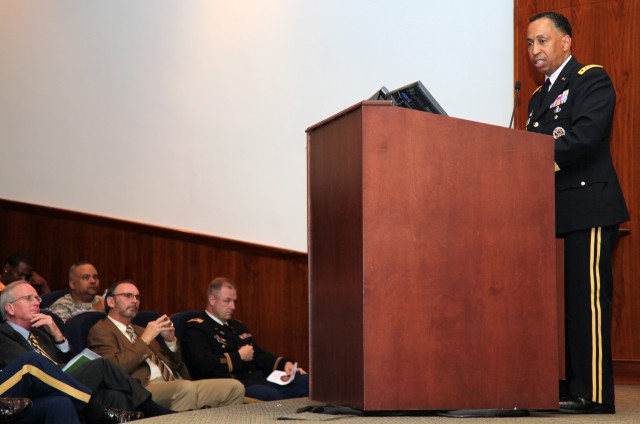 AMC commander shares thoughts on leadership with ALU graduates