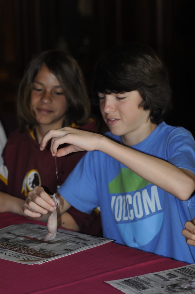 Corps continues STEM outreach through interactive program in Baltimore