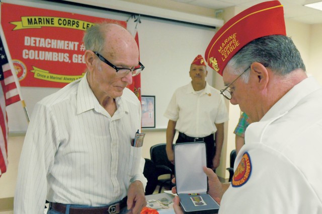 World War II vet receives belated medal
