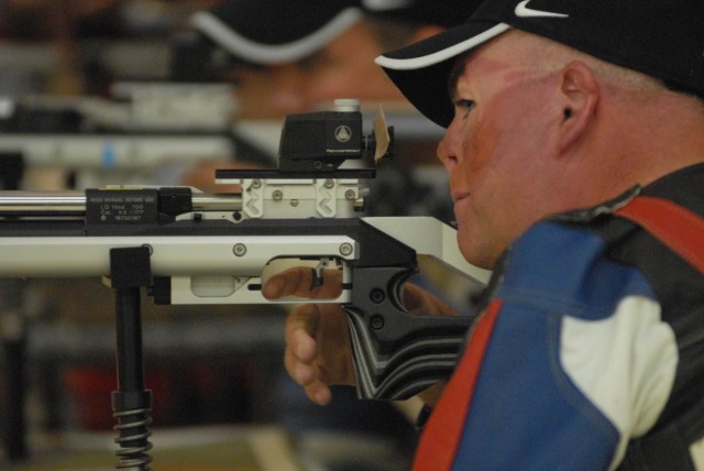 Staff Sgt. Michael Lage earns bronze in Prone SH2 at Warrior Games